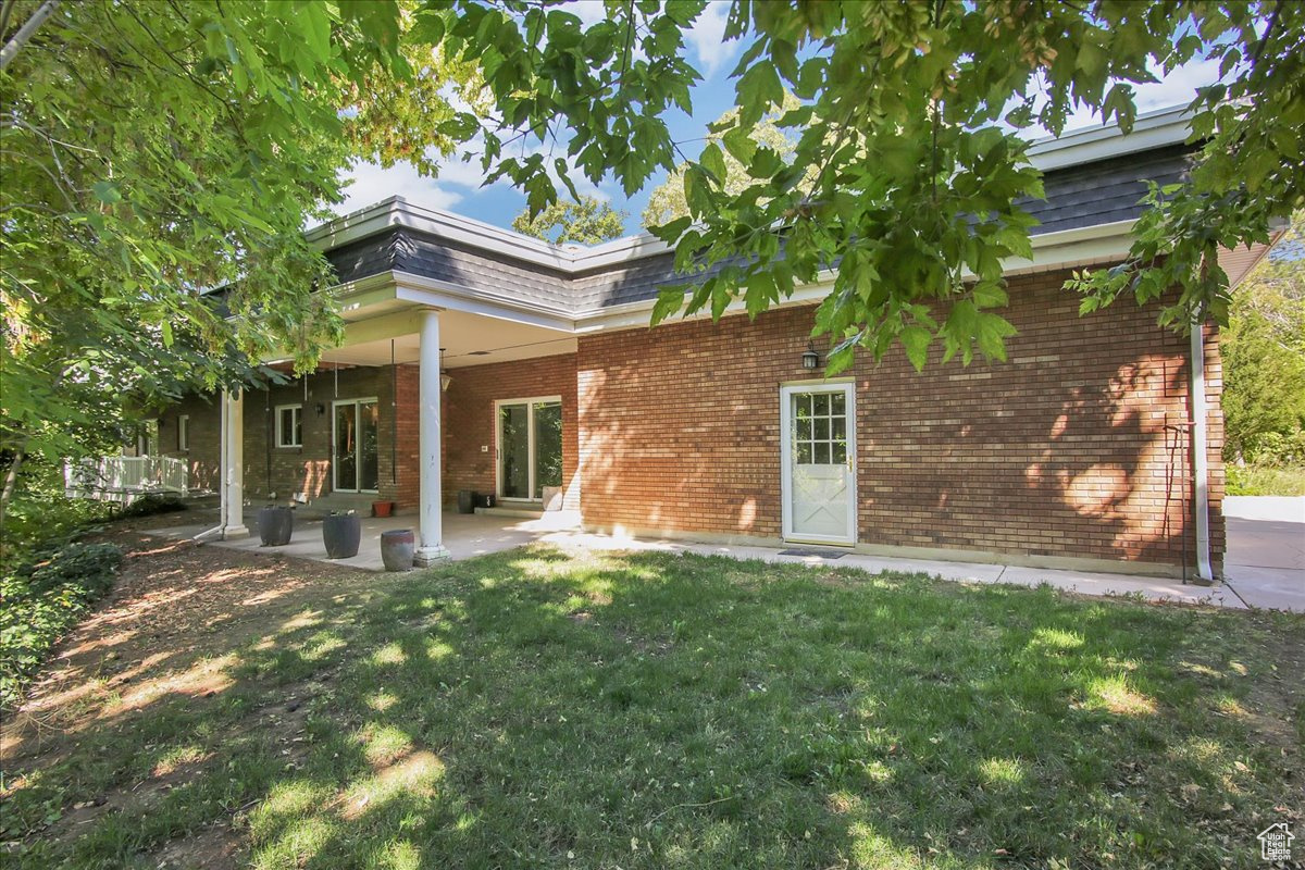 FERNWOOD HOLLOW - Residential