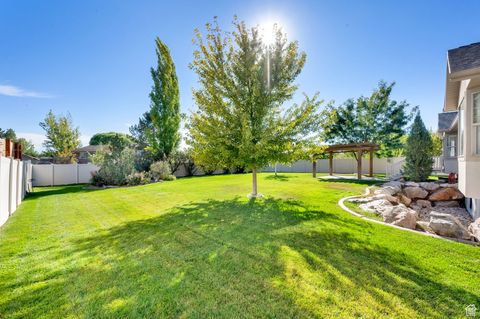 Tiny photo for 1139 W 3150 S, Syracuse, UT 84075 (MLS # 2114764)