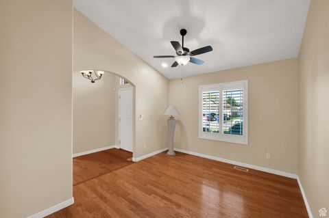 Tiny photo for 1139 W 3150 S, Syracuse, UT 84075 (MLS # 2114764)