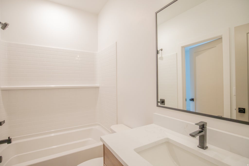 Photo of 3784 GRAPE IVY CT #105, Millcreek, UT 84106 (MLS # 2166019)