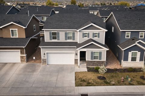 Photo of 1496 W 220 N, Pleasant Grove, UT 84062 (MLS # 2147497)