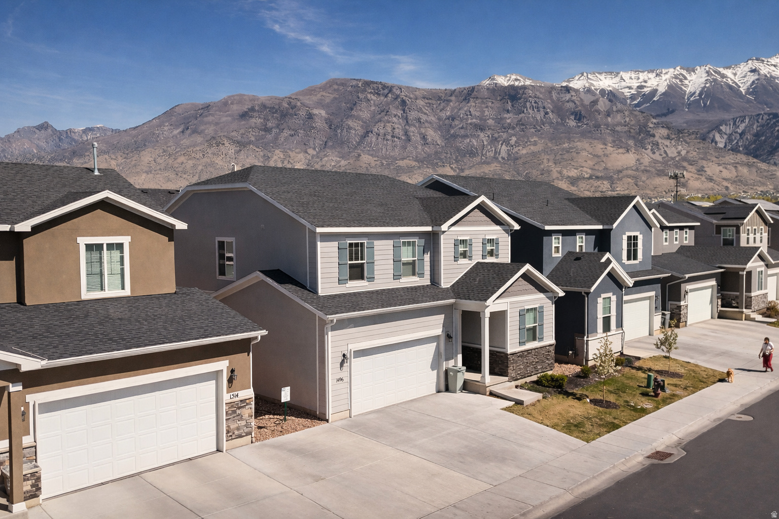 HIDDEN SPRINGS - Residential