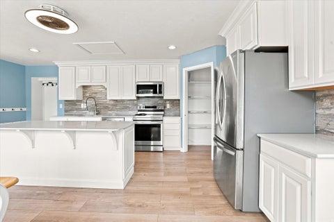 Tiny photo for 998 E OAK DR, Brigham City, UT 84302 (MLS # 2178581)