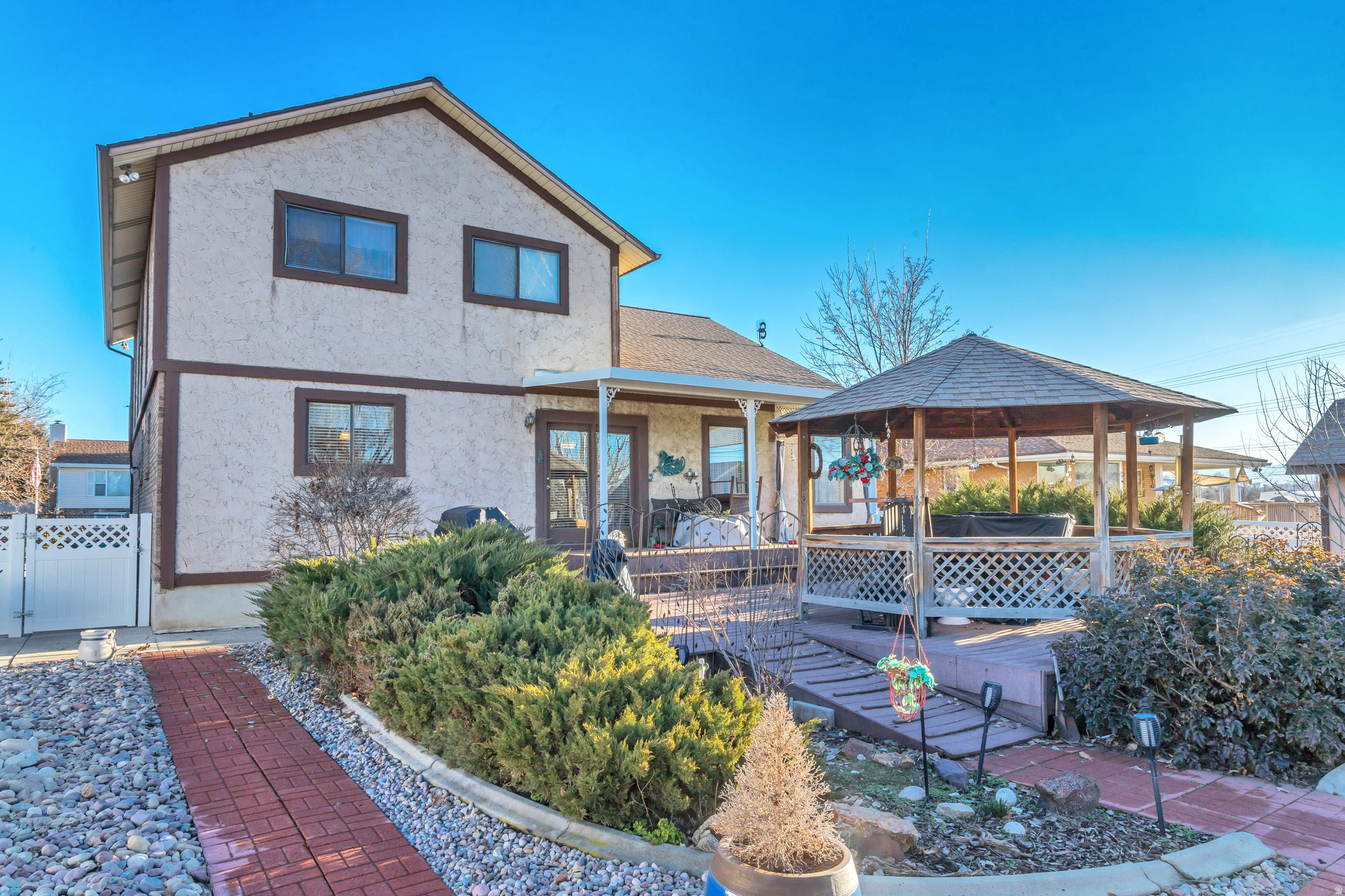 CLOVER CREST #3 - Residential