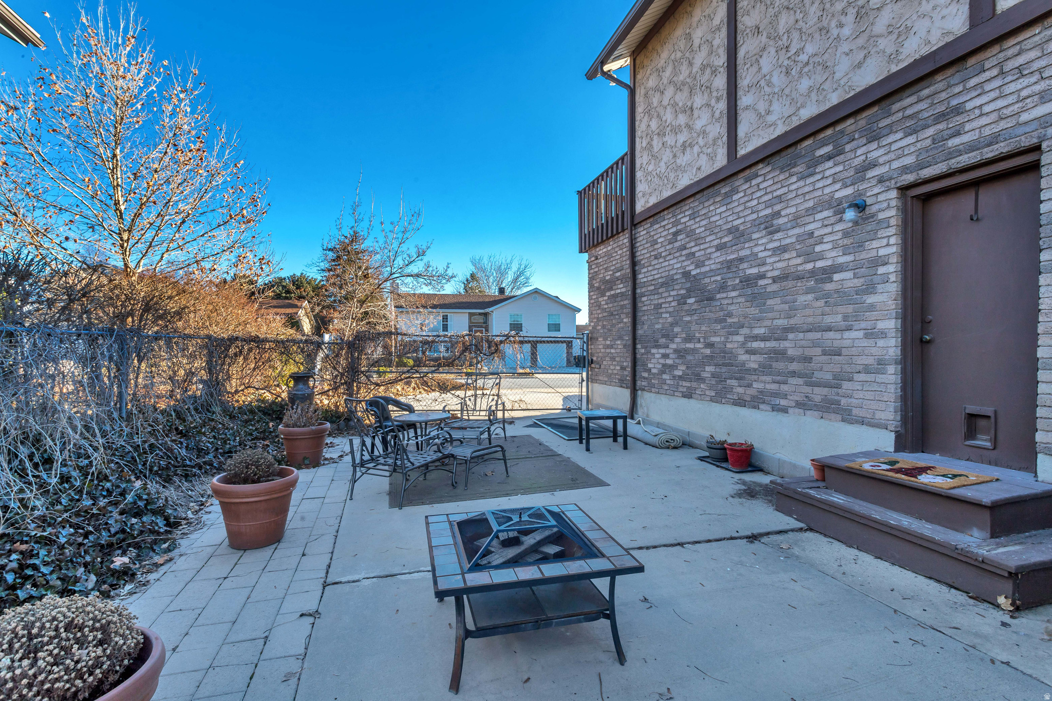 CLOVER CREST #3 - Residential