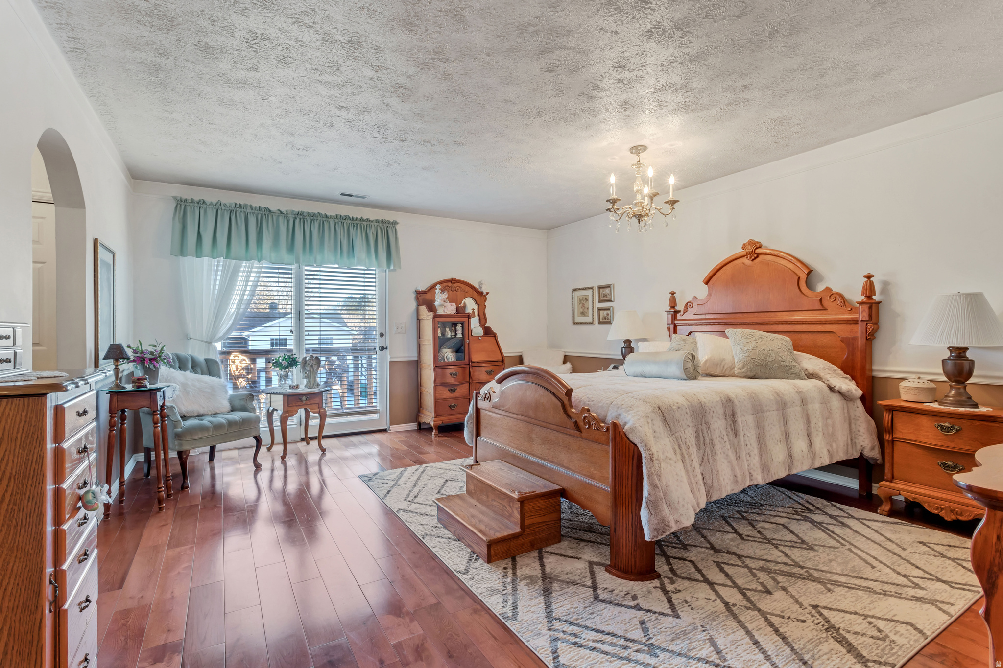 CLOVER CREST #3 - Residential