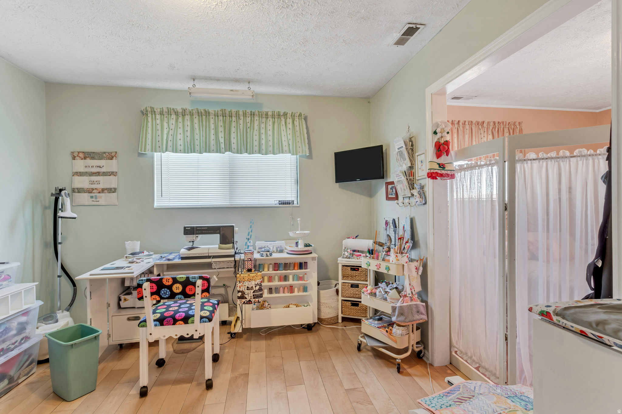 CLOVER CREST #3 - Residential