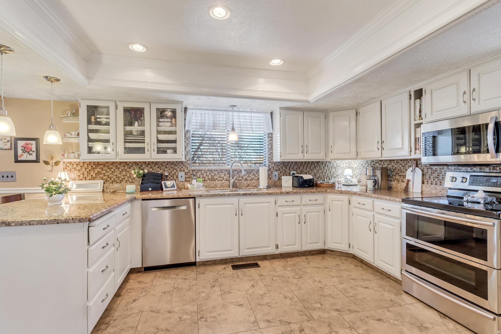 CLOVER CREST #3 - Residential