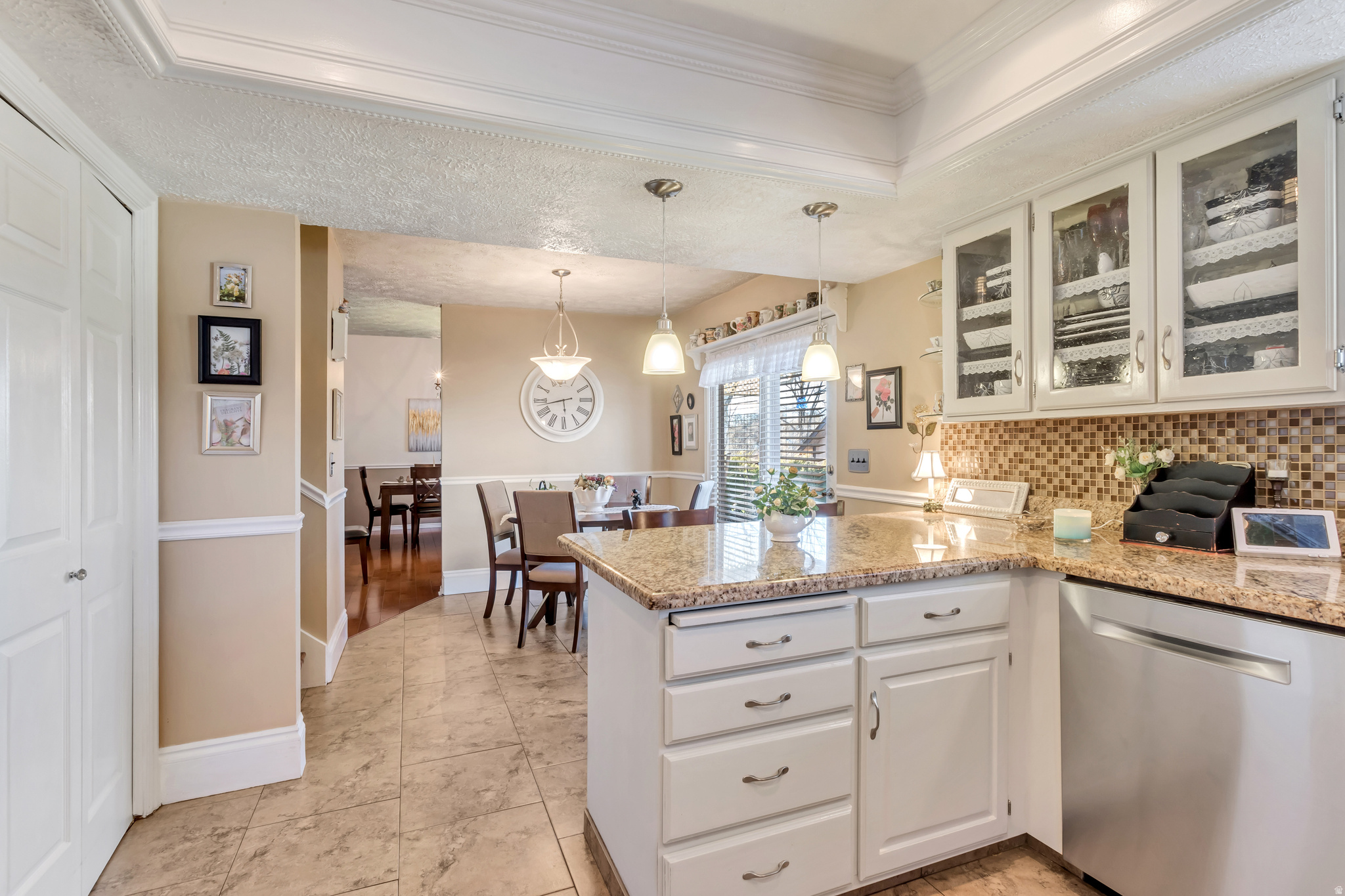 CLOVER CREST #3 - Residential