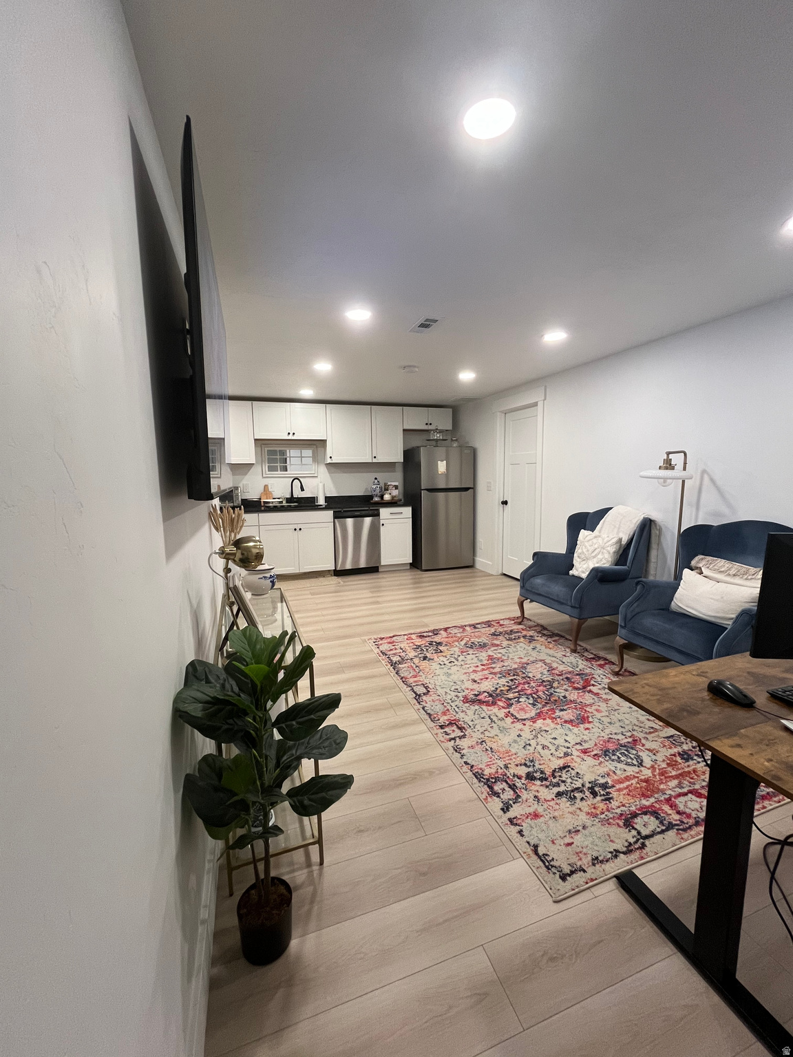 WILLOW POINT - Residential