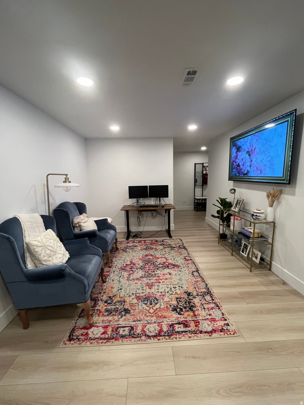 WILLOW POINT - Residential