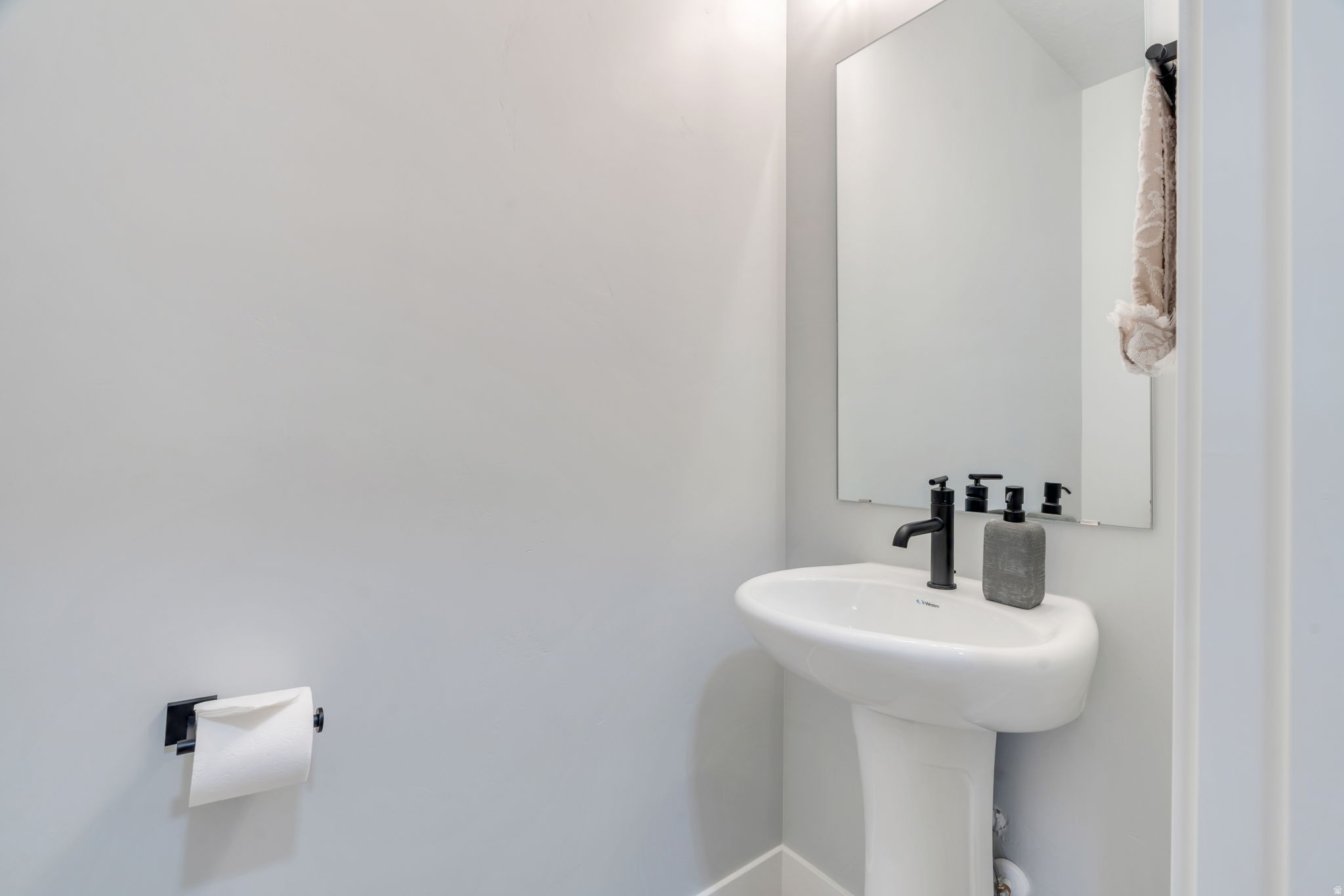 WILLOW POINT - Residential