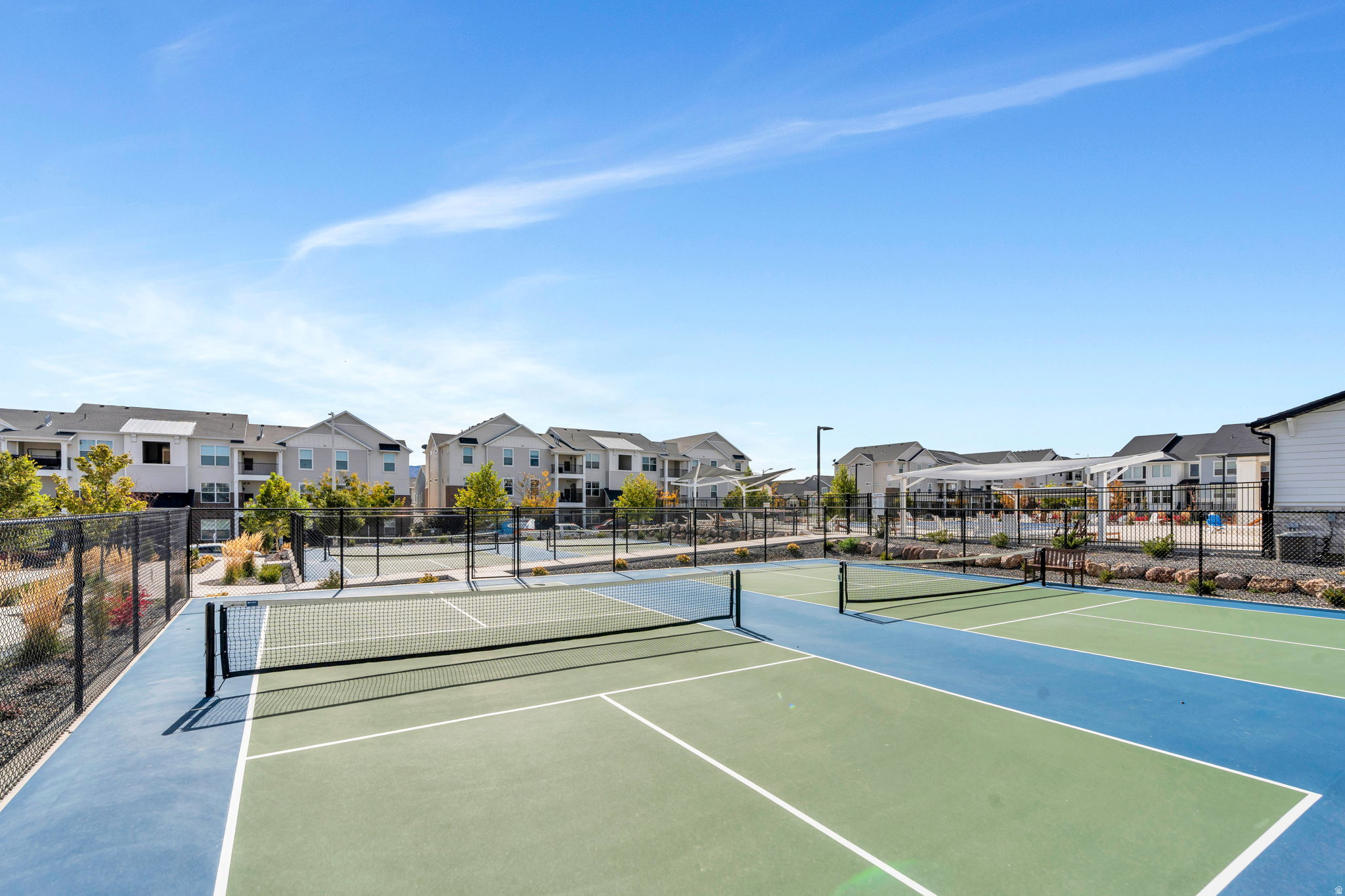 WILLOW POINT - Residential