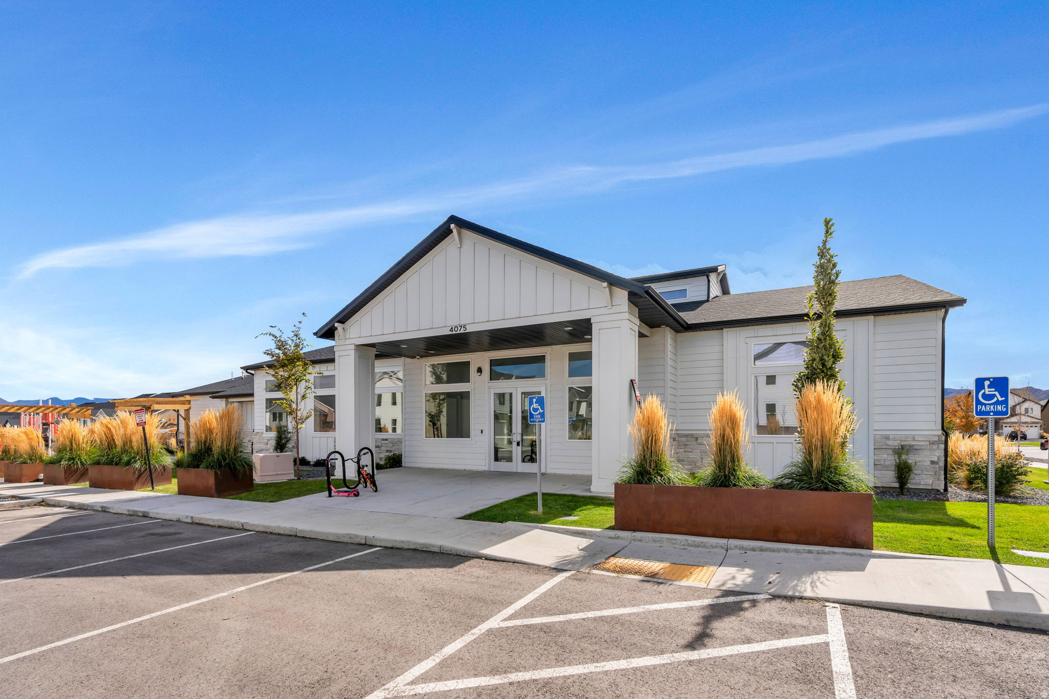 WILLOW POINT - Residential