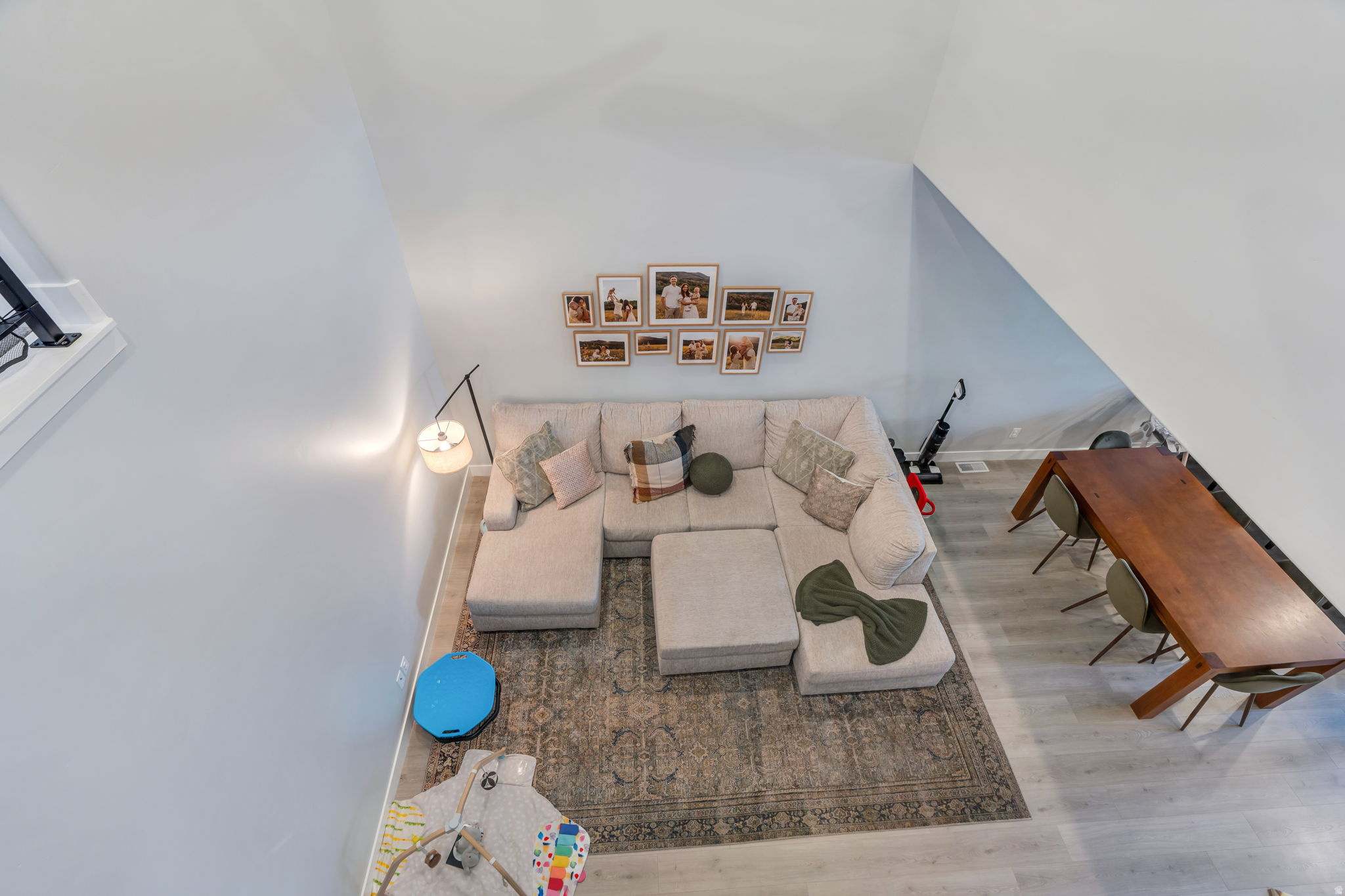 WILLOW POINT - Residential