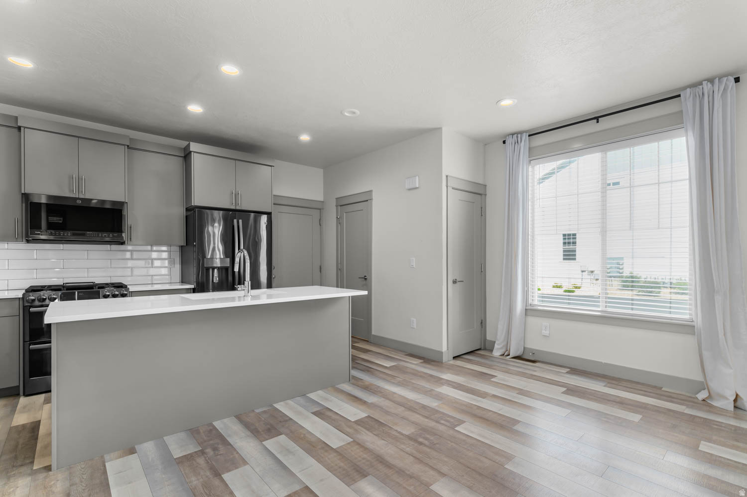 CHESHAM VILLAGE - Residential