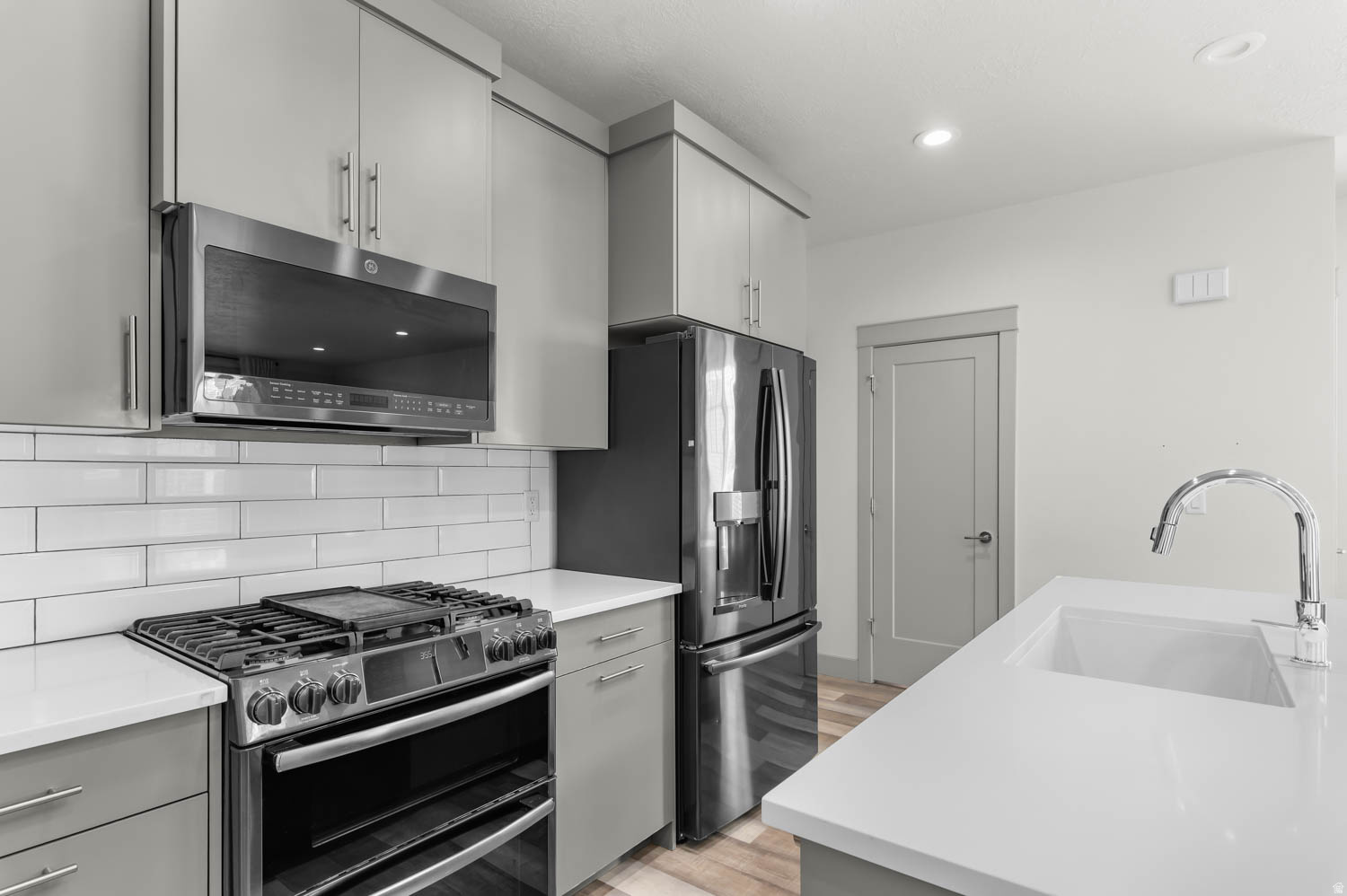 CHESHAM VILLAGE - Residential