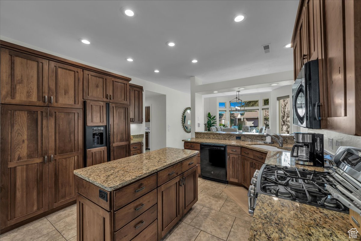 STONE CLIFF TOWNHOMES AMD - Residential