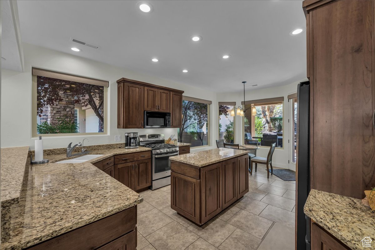 STONE CLIFF TOWNHOMES AMD - Residential