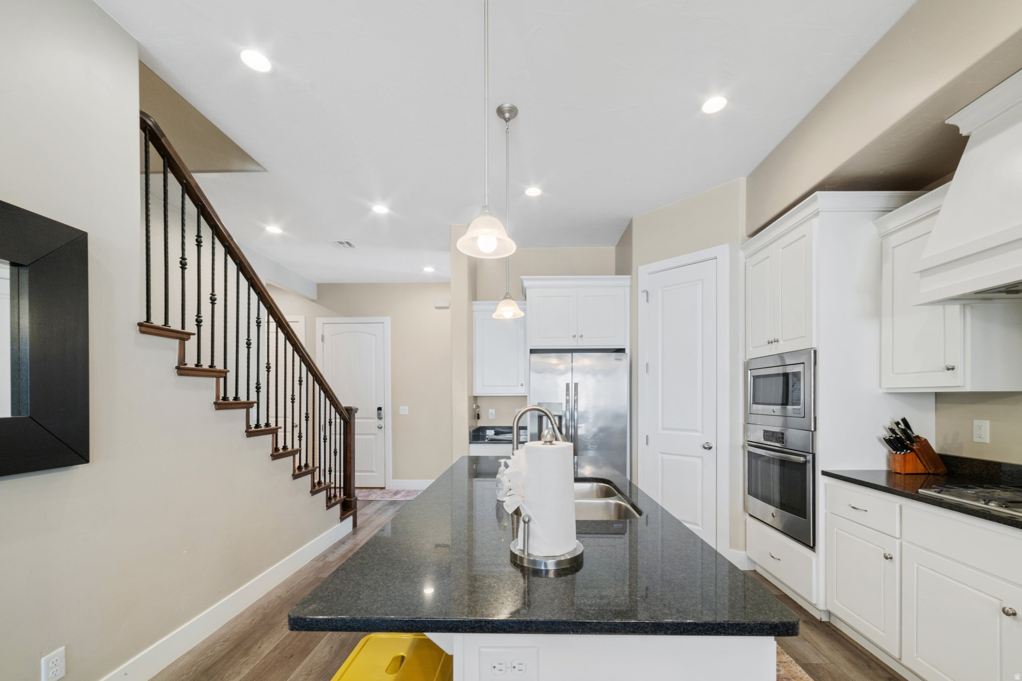 CORAL RIDGE TOWNHOMES PH 3-B - Residential