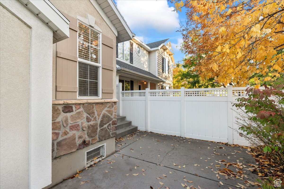 HEIRLOOM COTTAGES - Residential