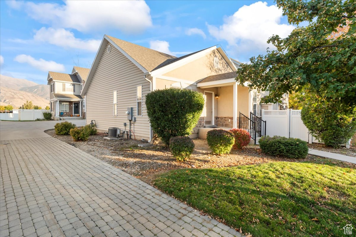 HEIRLOOM COTTAGES - Residential