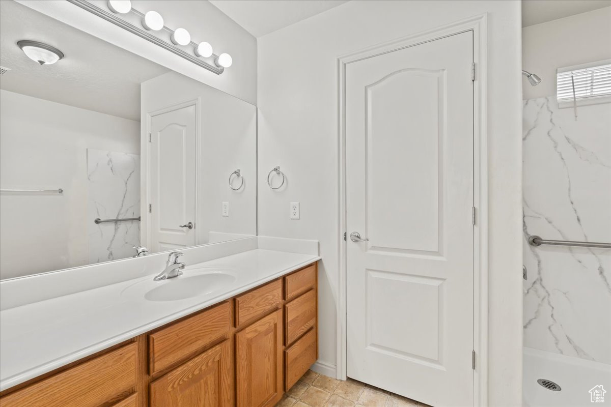 HEIRLOOM COTTAGES - Residential