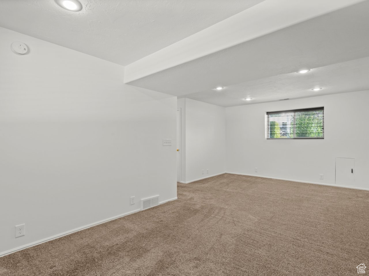 9750 S David St, Sandy, Utah image 17