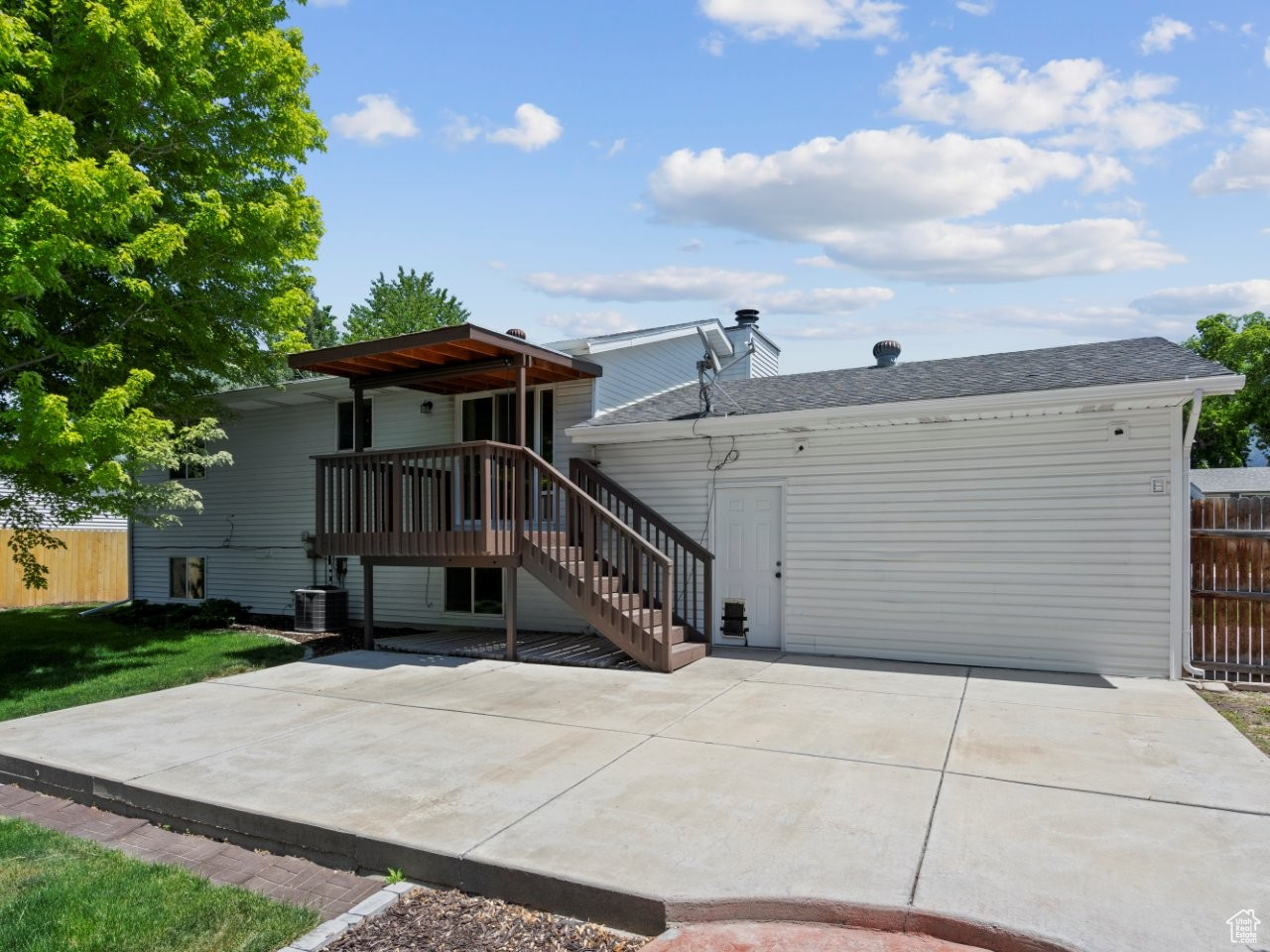 9750 S David St, Sandy, Utah image 22