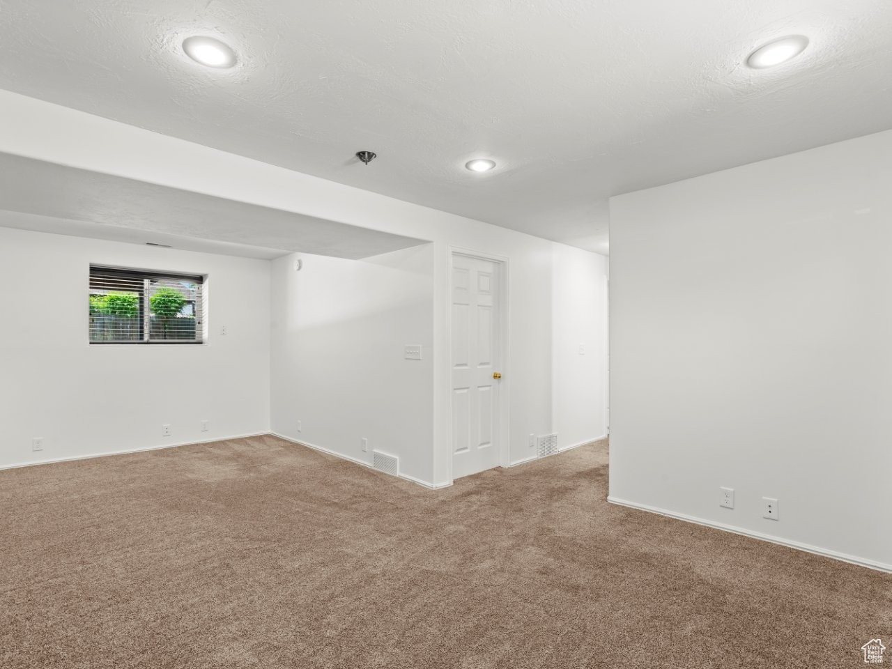 9750 S David St, Sandy, Utah image 16