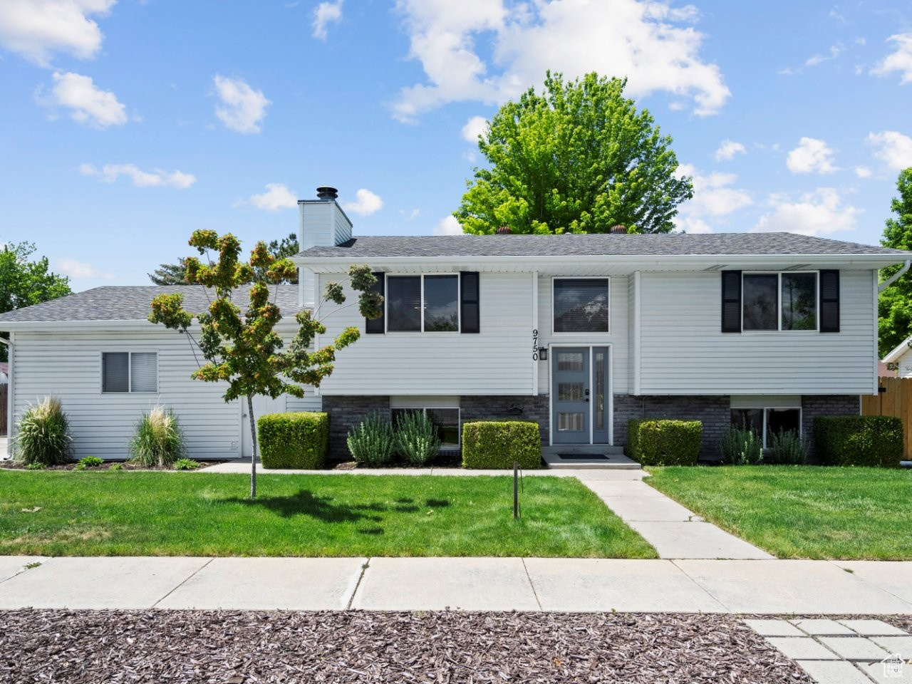 9750 S David St, Sandy, Utah image 1
