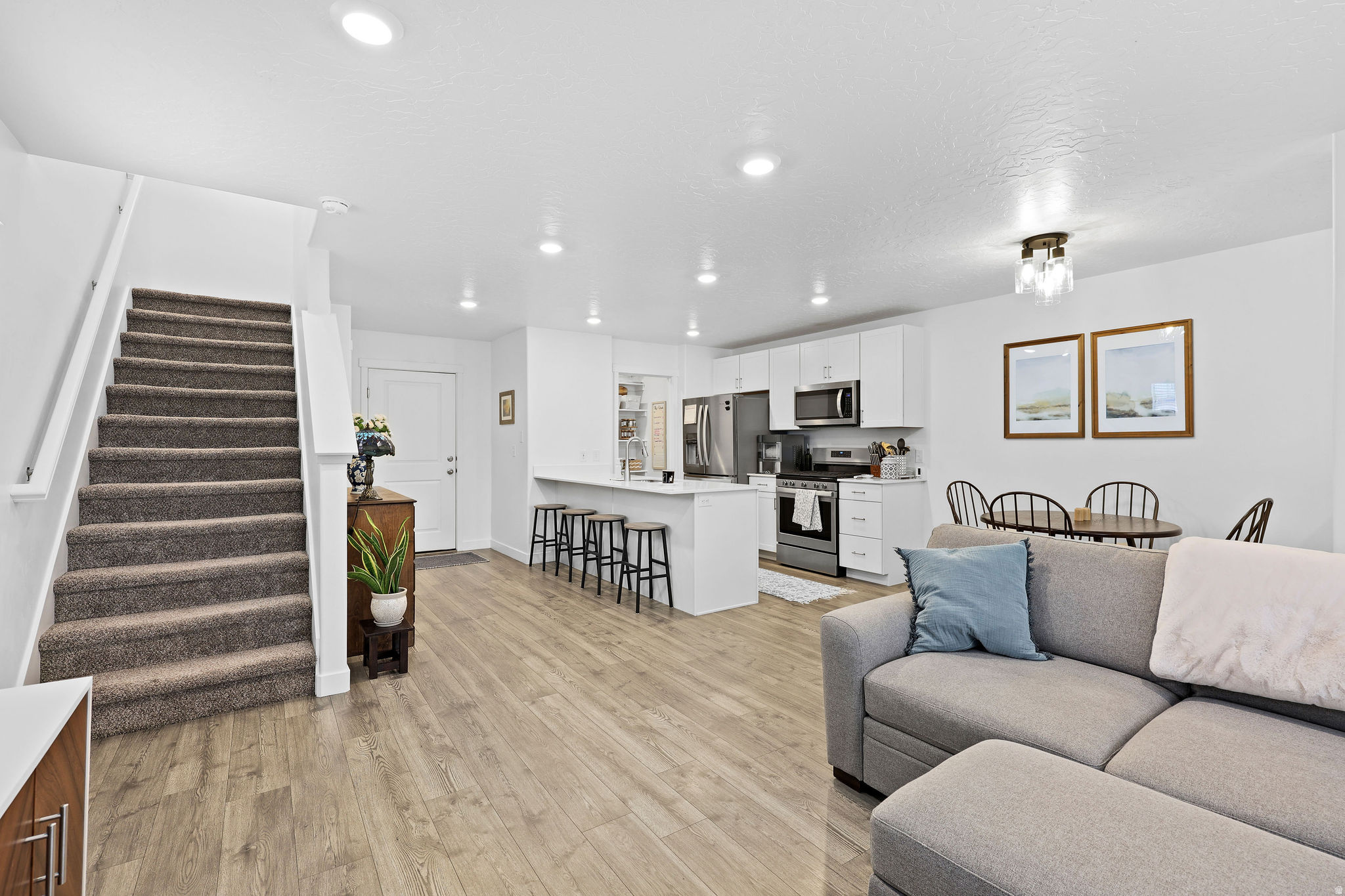 SPRING RANCH - Residential