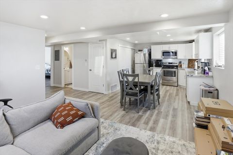 Multifamily For Sale - 3306 N Fairfield Rd<br/> Layton, UT 84041