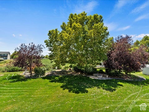 Tiny photo for 922 S 1760 W, Syracuse, UT 84075 (MLS # 2190258)