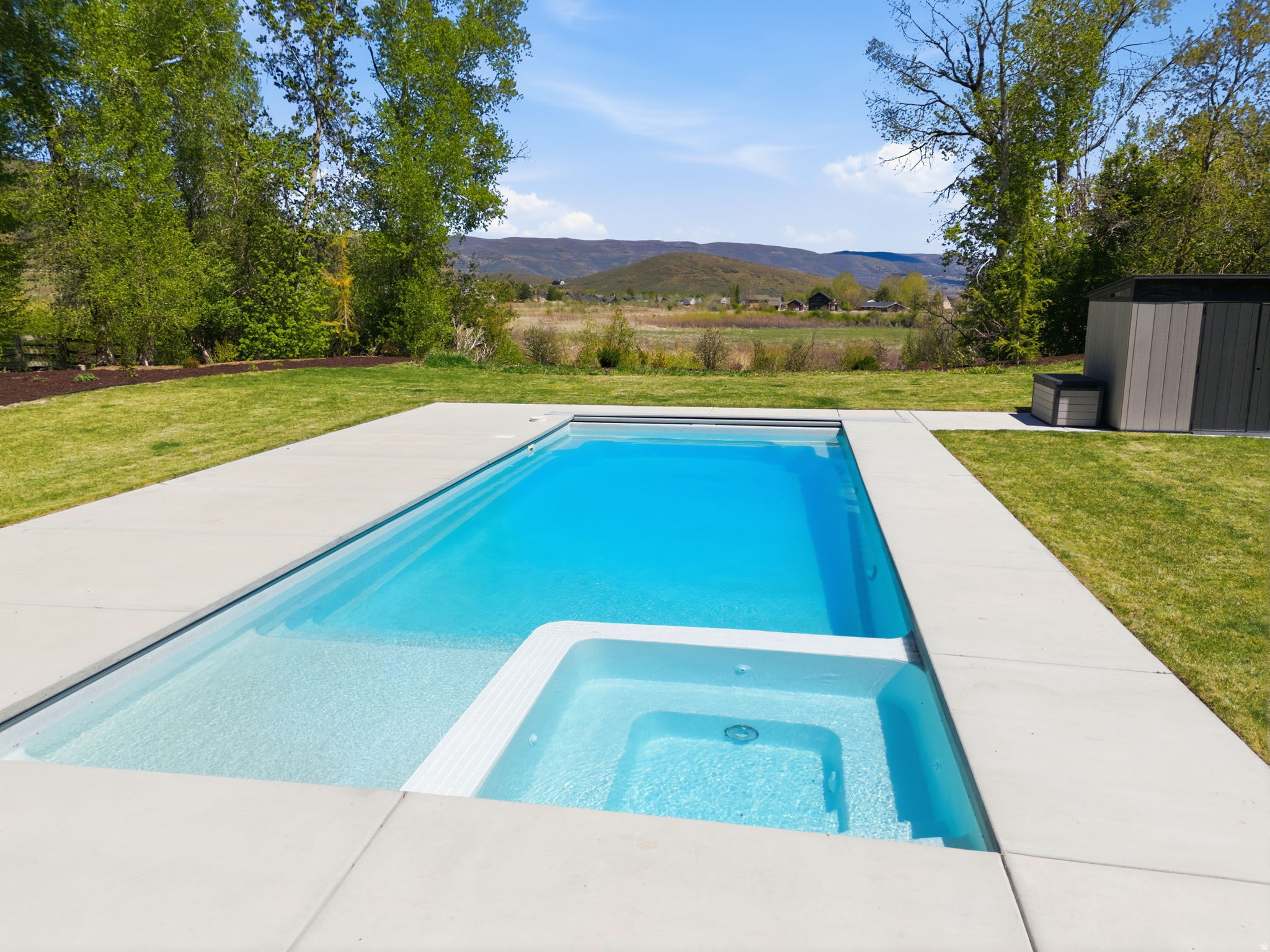 MIDWAY HIGHLANDS SUBDIVISION - Residential