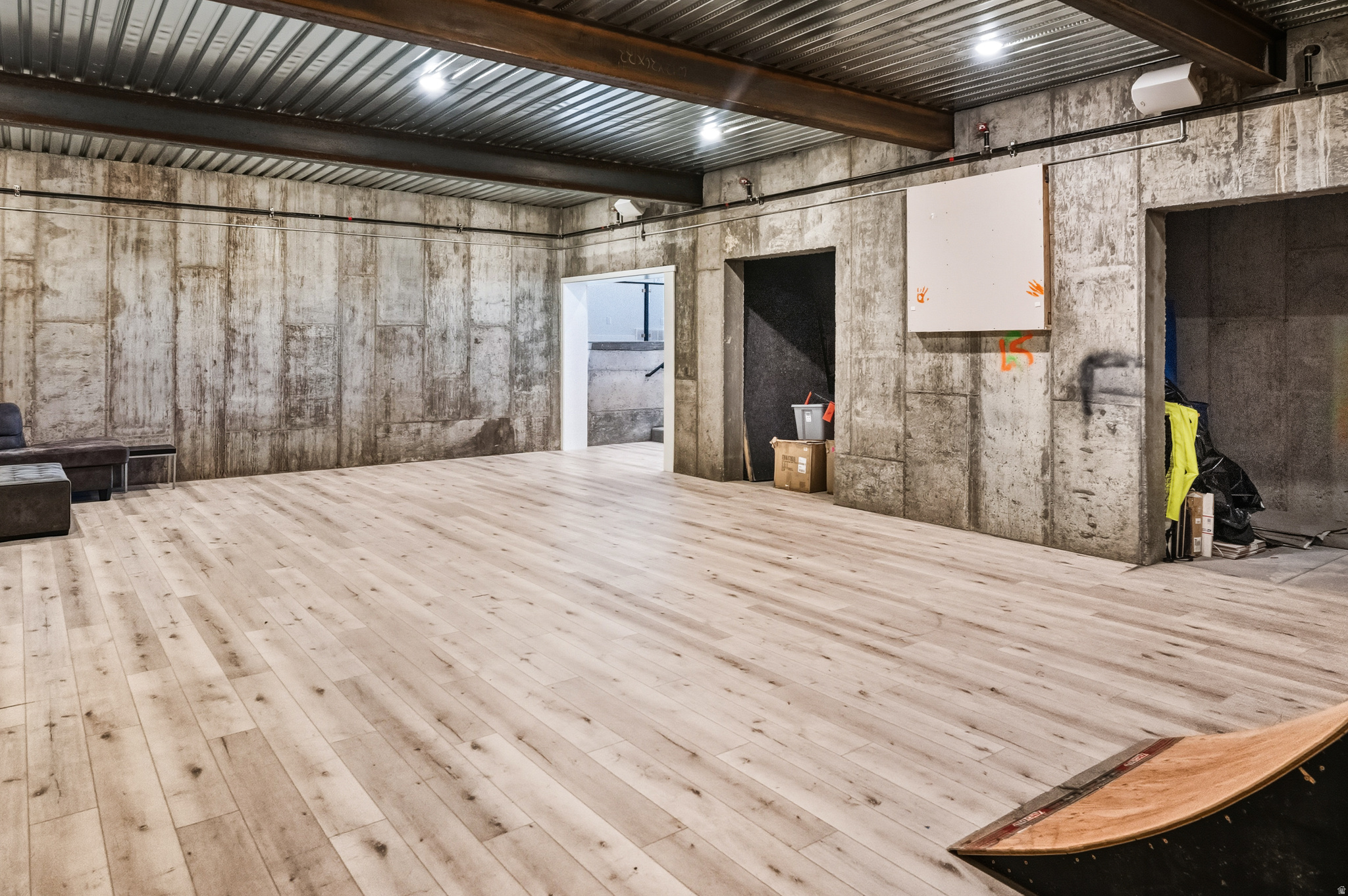 THE RANGE EAST - Residential