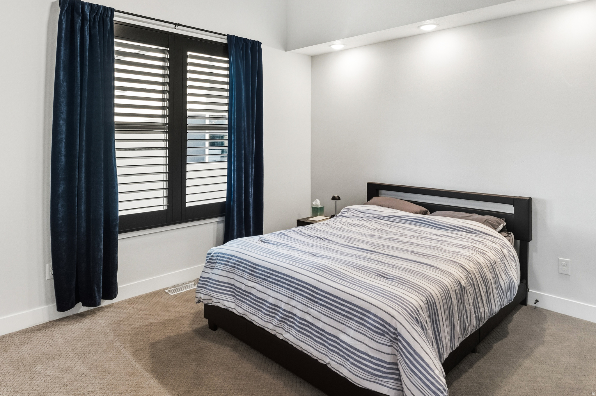 THE RANGE EAST - Residential