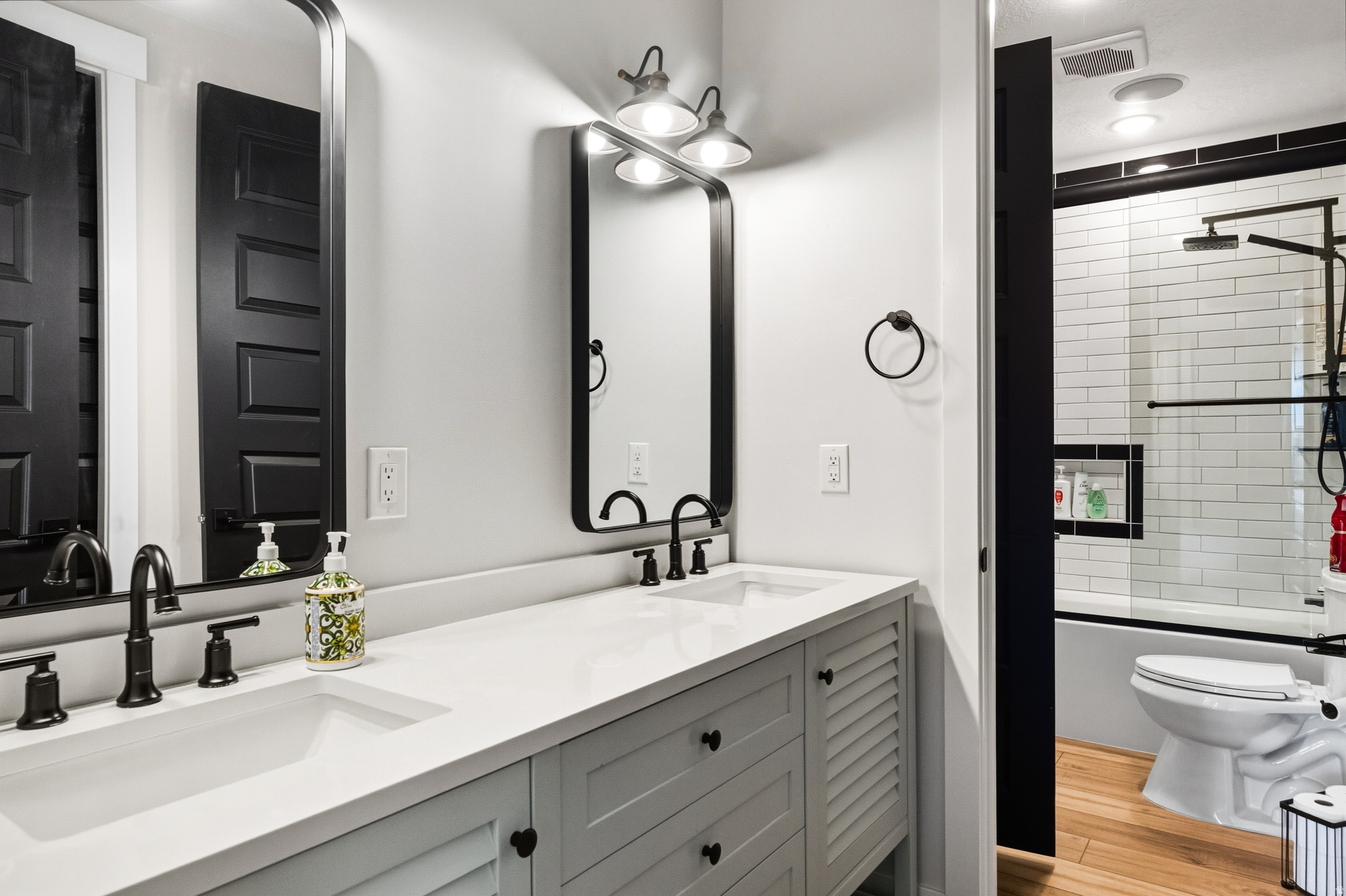 THE RANGE EAST - Residential