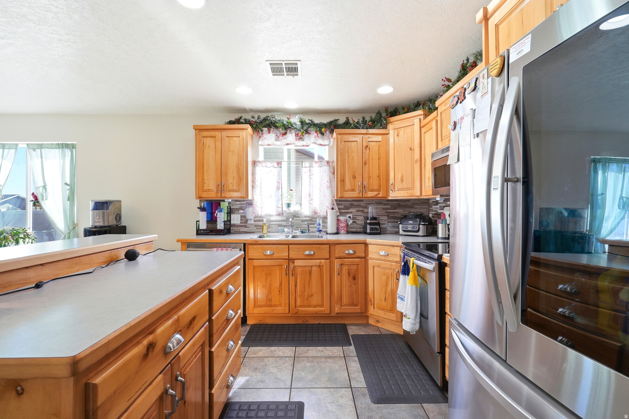 MAESER MEADOWS SUBDIVISION - Residential