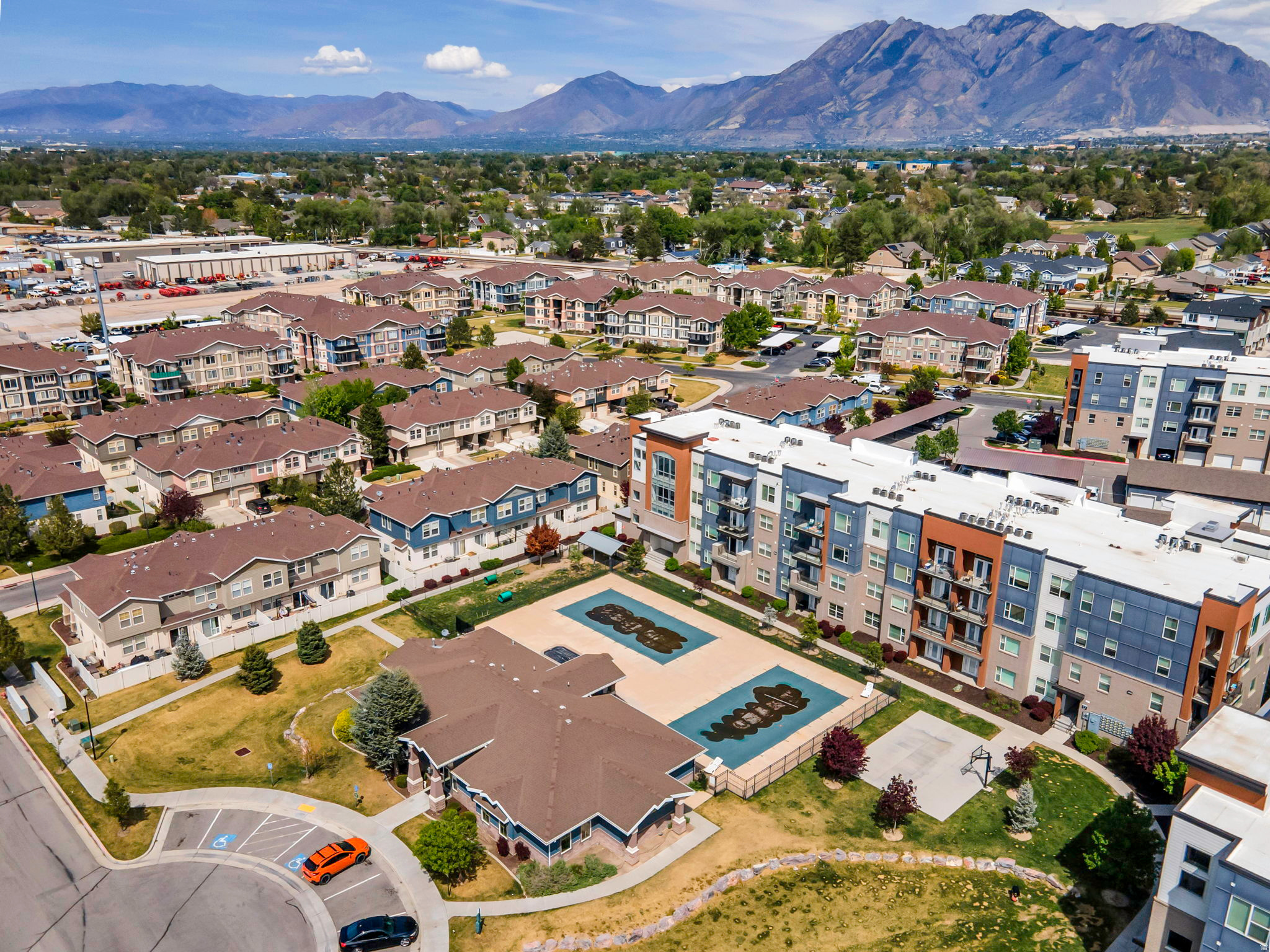 EAST TOWN VILLAGE - Residential