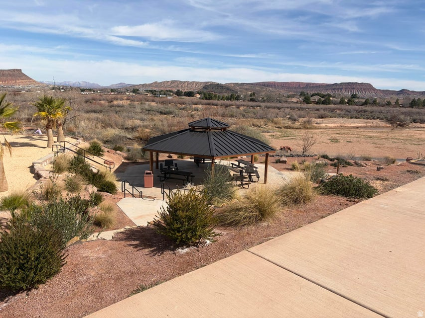 BEDROCK TH 2 - Residential