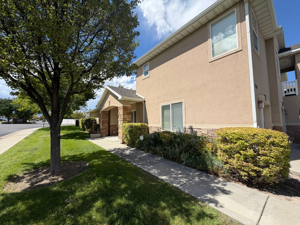Photo of 7304 S GERALEE LN, West Jordan, UT 84084 (MLS # 2180787)