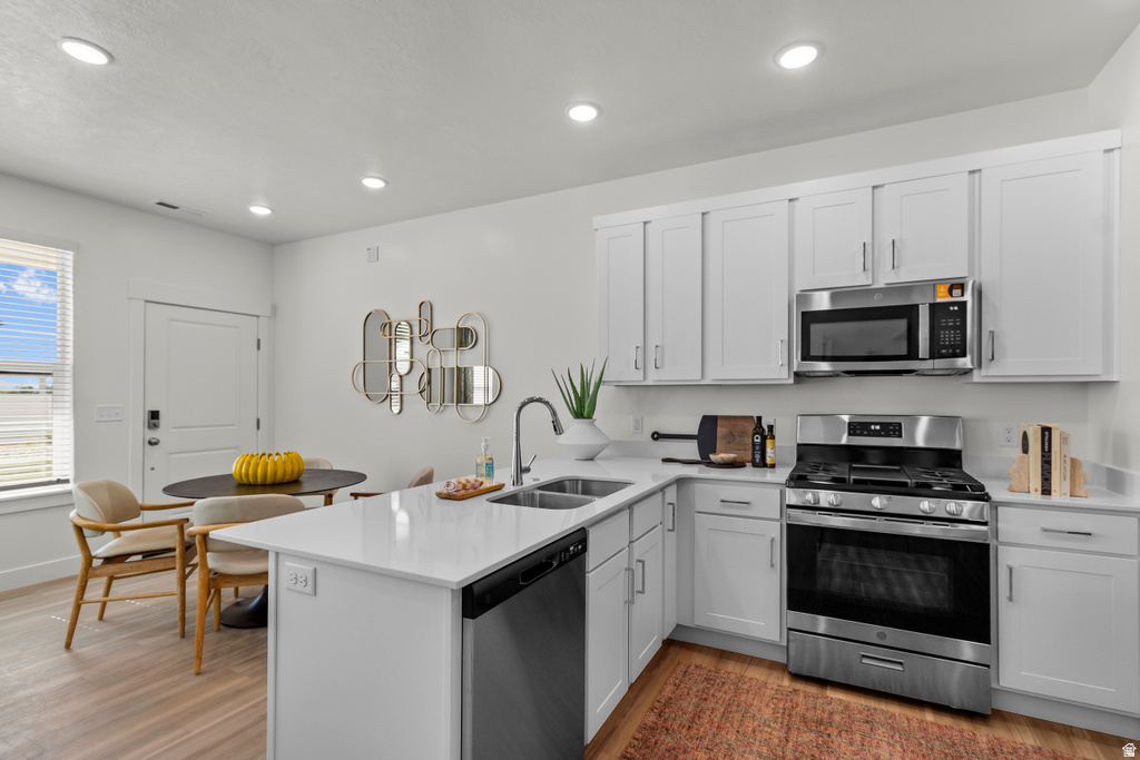 SUGAR CREEK TOWNHOMES - Residential