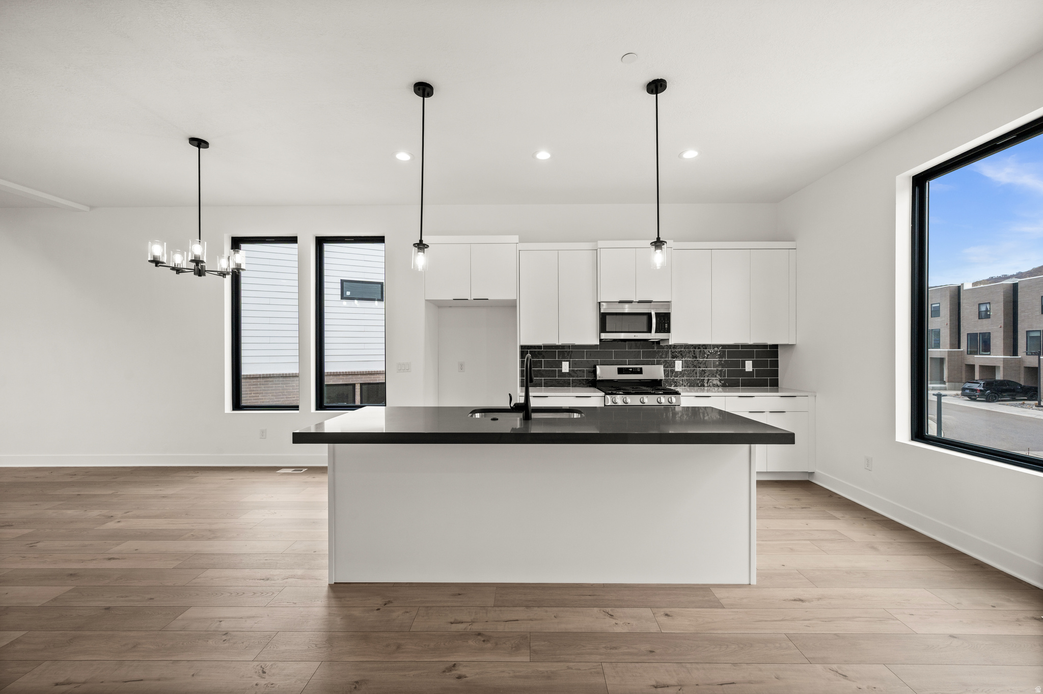 STERLING HEIGHTS - Residential