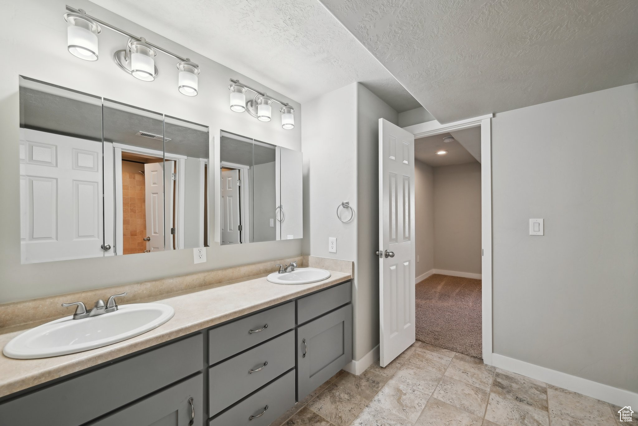 14499 S River Chase Rd, Herriman, Utah image 31