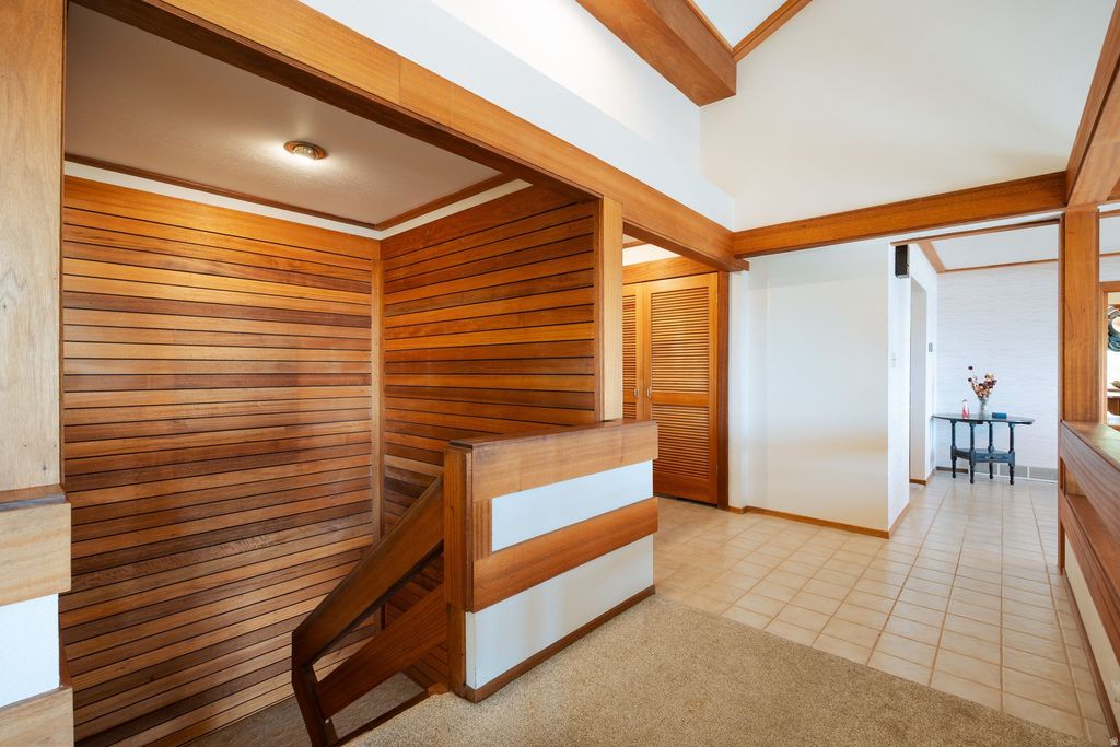 Photo of 220 E DORCHESTER DR N, Salt Lake City, UT 84103 (MLS # 2156157)