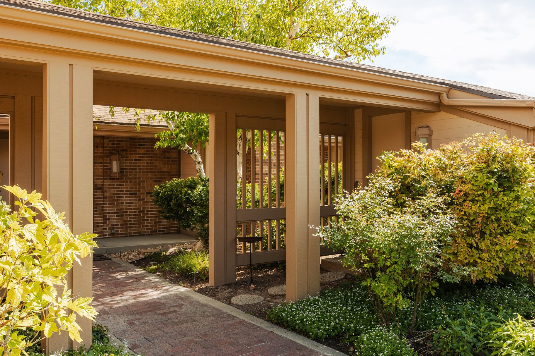 ENSIGN DOWNS - Residential