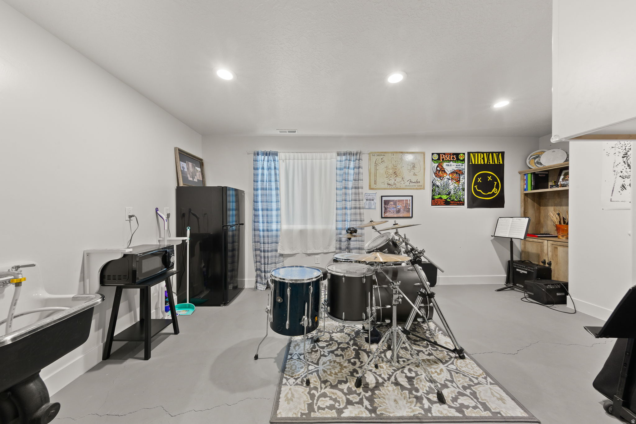 EQUESTRIAN POINTE SUBDIVISION - Residential