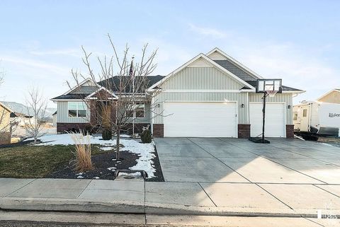 Photo of 3853 W 1300 N, Cedar City, UT 84721 (MLS # 2118596)