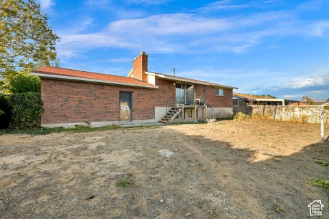 Tiny photo for 2261 W LEDGEWOOD DR, Taylorsville, UT 84129 (MLS # 2190355)